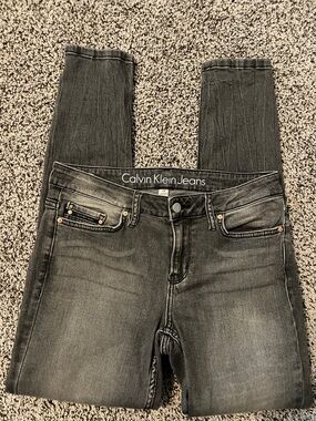 Calvin Klein Jeans Black Wash Straight Leg Jeans Size 29 Women’s Stretch Denim